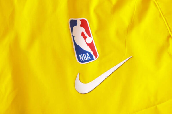 Chaqueta con Capucha Los Ángeles Lakers - Imagen 8