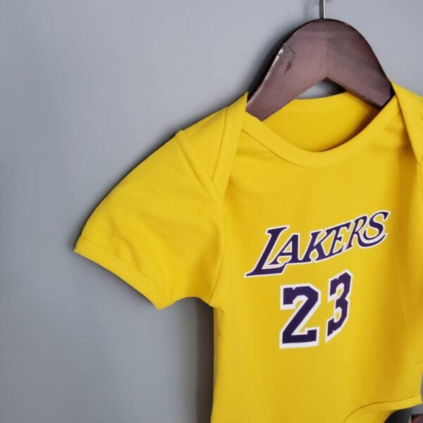 Body Los Angeles Lakers Yellow Edition James 23 - Imagen 3