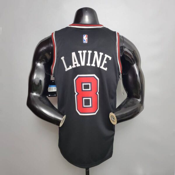 Camiseta Chicago Bulls Black Edition - Imagen 8