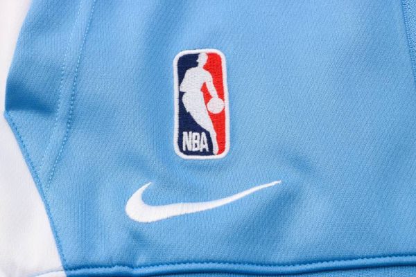 Logo NBA y Nike 2 Chandal Lakers azul claro con capucha