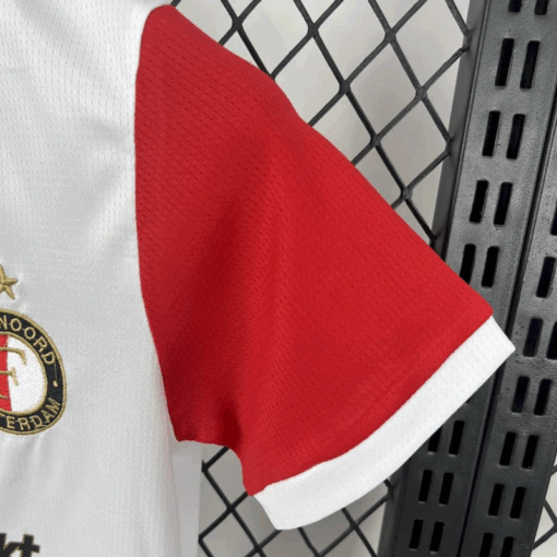 Conjunto Niño Feyenoord Rotterdam Primera Equipación 2025-2026-hombro