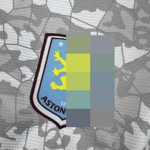 camiseta-aston-villa-tercera-equipacion-2025-2026-escudo