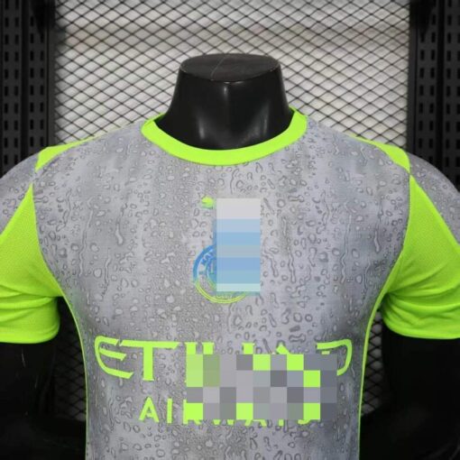 camiseta-manchester-city-tercera-equipacion-version-jugador-2025-2026-pecho.