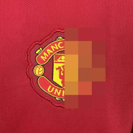 camiseta-manchester-united-primera-equipacion-mujer-2025-2026-escudo
