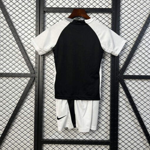 conjunto-niño-corinthians-primera-equipacion-2025-2026-parte-trasera