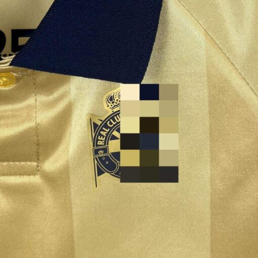 conjunto-niño-deportivo-de-la-coruña-25-aniversario-2025-2026-escudo