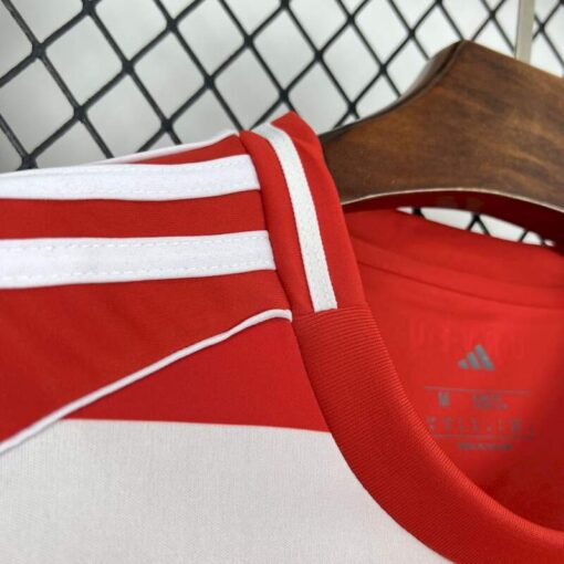 Camiseta FC Union Berlin Primera Equipación 2025-2026-cuello anterior.